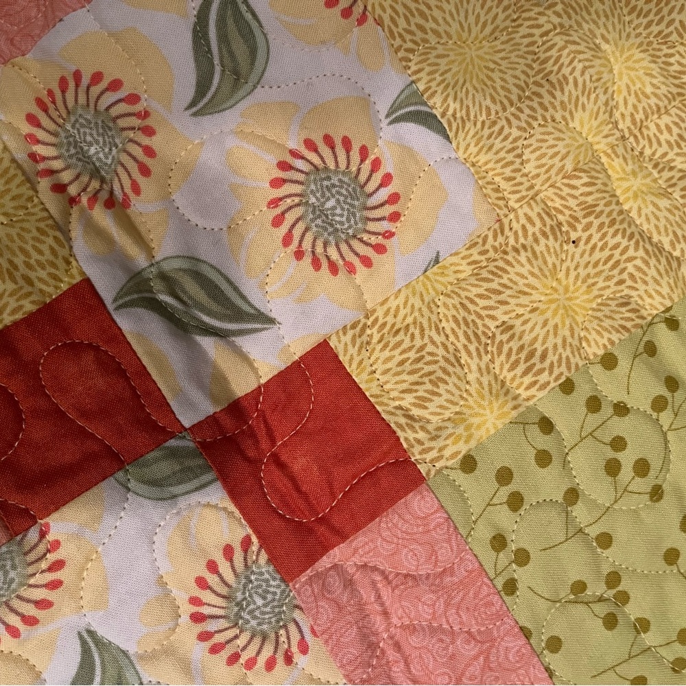 Table Runner - Picture 4 of 6